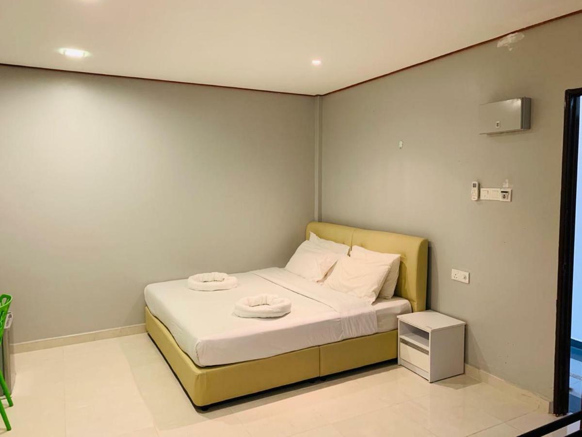 D lima beach inn Pantai Cenang  Exterior foto